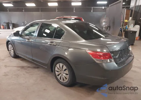 2011 Honda Accord 2.4 Lx z USA, uszkodzony, nr VIN 1HGCP2F33BA094685